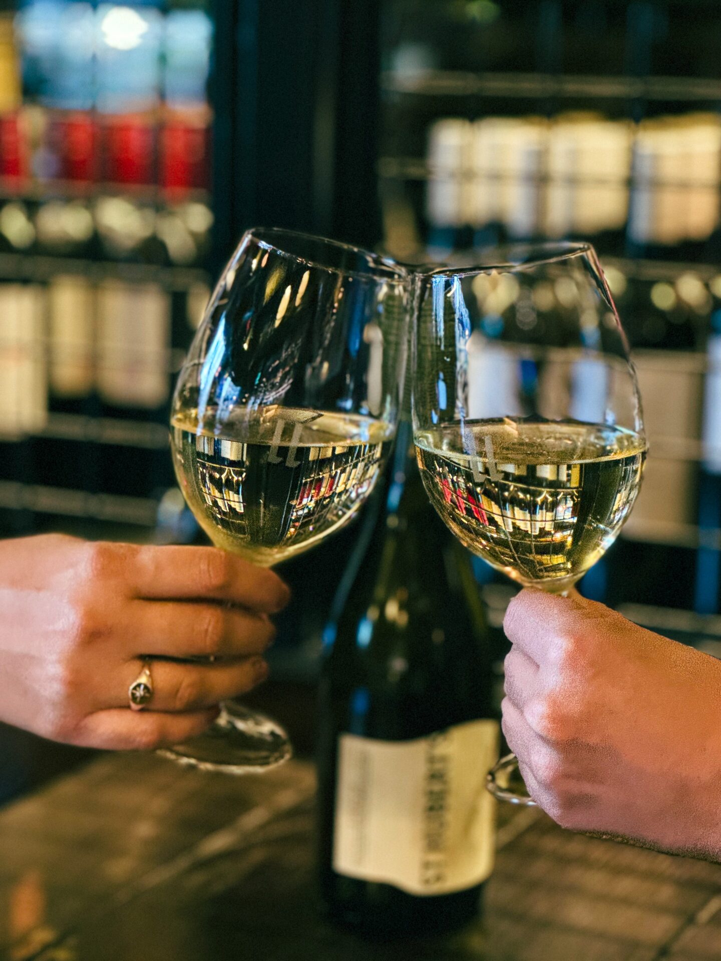 Wine_cheers